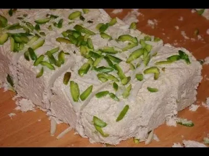 تصویر 1 از حلوا ارده خانگی تازه تهیه شده از کنجد مرغوب